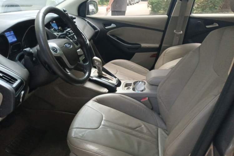 Used Ford Focus 2012 Sedan 2.0L Automatic Flagship Model Left Front Seat