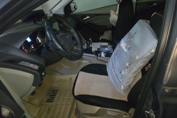 Used Ford Focus 2012 Sedan 1.6L Manual Comfort Model Left Front Seat