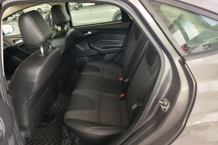 Used Ford Focus 2012 Sedan 1.6L Automatic Fashion Edition Left Rear Seat
