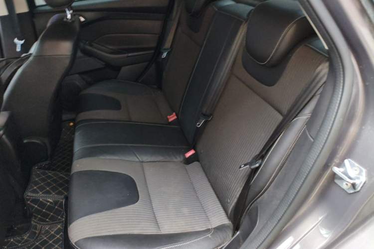 Used Ford Focus 2012 Sedan 1.6L Automatic Fashion Edition Left Rear Seat