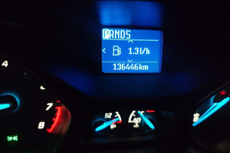 Used Ford Focus 2012 Sedan 1.6L Automatic Fashion Edition Odometer Close Up