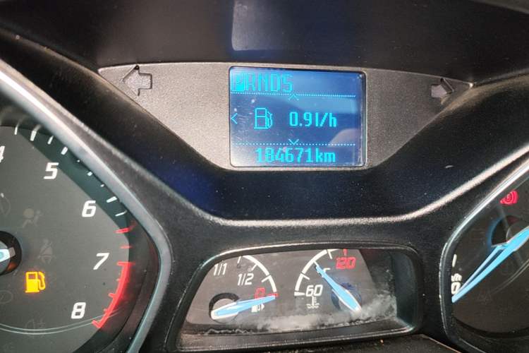 Used Ford Focus 2012 Sedan 1.6L Automatic Fashion Edition Odometer Close Up