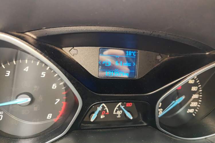 Used Ford Focus 2012 Sedan 1.6L Manual Fashion Edition Odometer Close Up