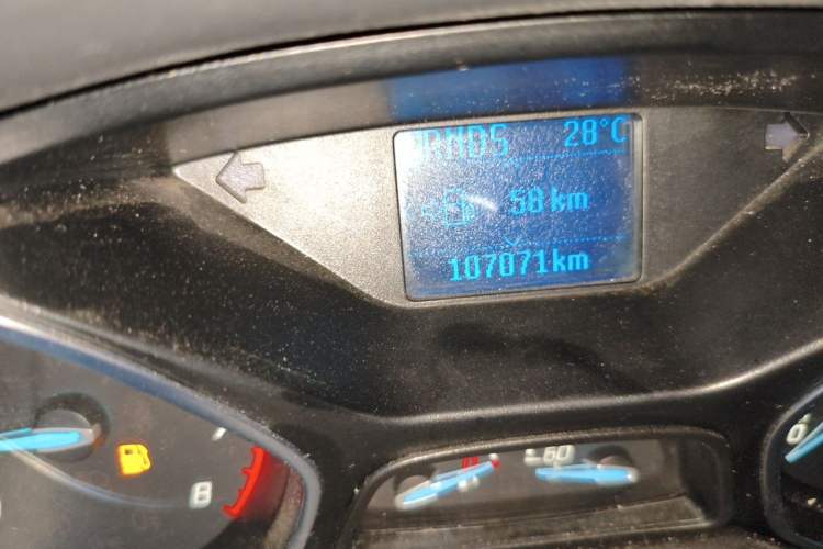 Used Ford Focus 2012 Sedan 1.6L Automatic Fashion Edition Odometer Close Up