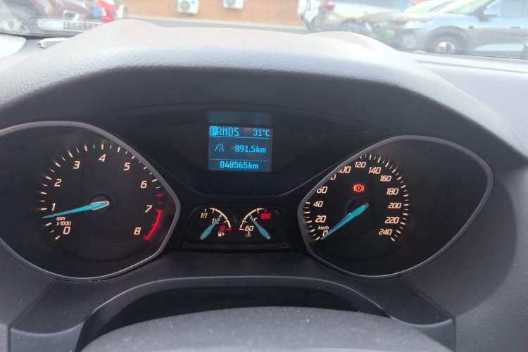Used Ford Focus 2012 Sedan 1.6L Automatic Comfort Model Odometer Close Up
