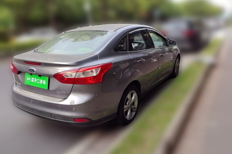 Used Ford Focus 2012 Sedan 1.6L Manual Fashion Edition Rear Right 45 Deg