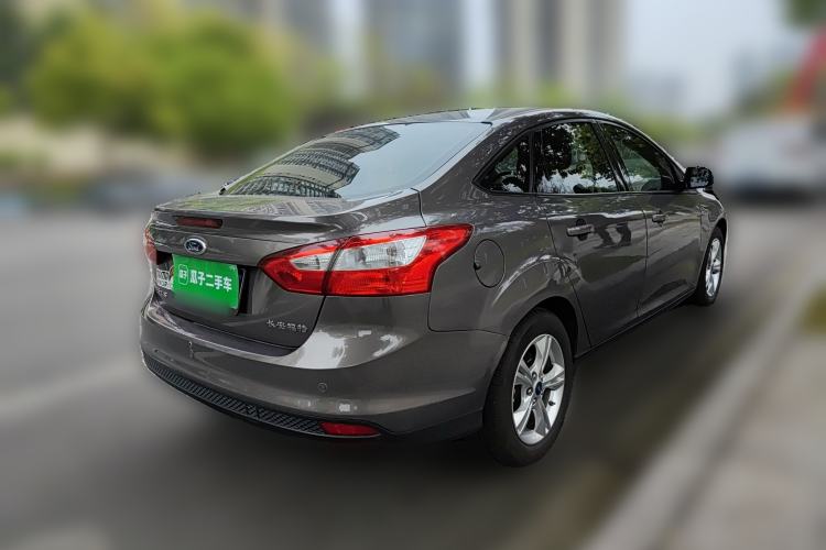 Used Ford Focus 2012 Sedan 1.6L Manual Fashion Edition Rear Right 45 Deg