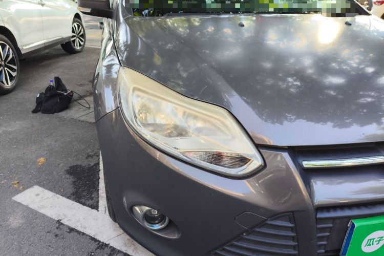 Used Ford Focus 2012 Sedan 1.6L Automatic Fashion Edition Right Front Headlight