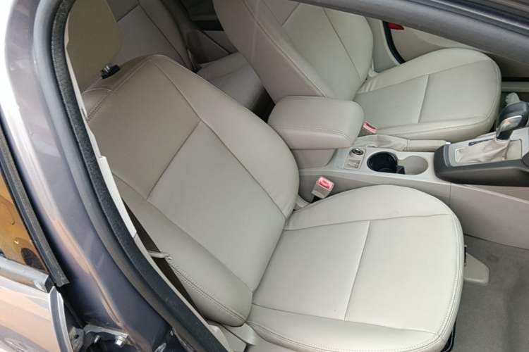 Used Ford Focus 2012 Sedan 1.6L Automatic Comfort Model Right Front Seat