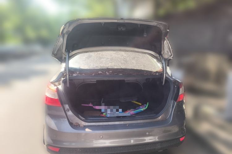 Used Ford Focus 2012 Sedan 1.6L Automatic Comfort Model Trunk