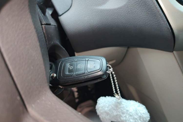 Used Ford Focus 2012 Sedan 1.6L Manual Comfort Model Vehicle Key