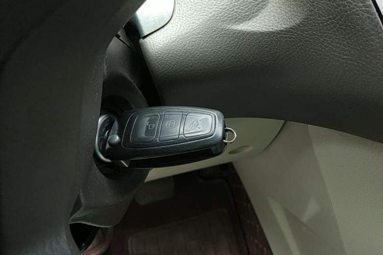 Used Ford Focus 2012 Sedan 1.6L Automatic Comfort Model Vehicle Key