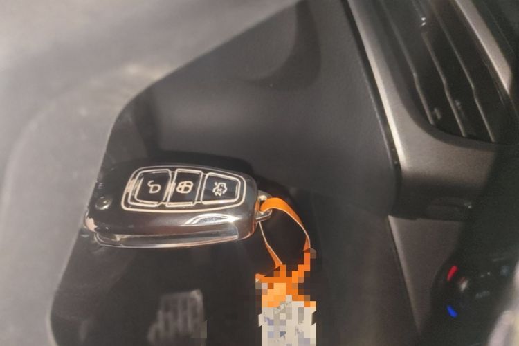 Used Ford Focus 2012 Sedan 1.6L Automatic Fashion Edition Vehicle Key