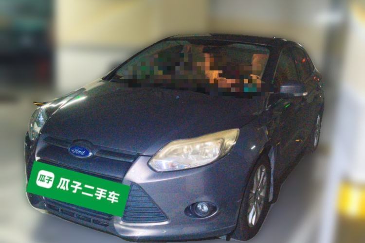 Used Ford Focus 2012 Sedan 1.6L Manual Comfort Model Guazi used car, China used car export, Used car for sale, Used cars, Cheapest cars for sale