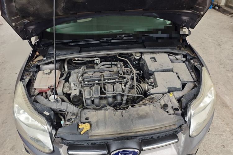 Used Ford Focus 2012 Sedan 1.6L Automatic Comfort Model Engine Bay