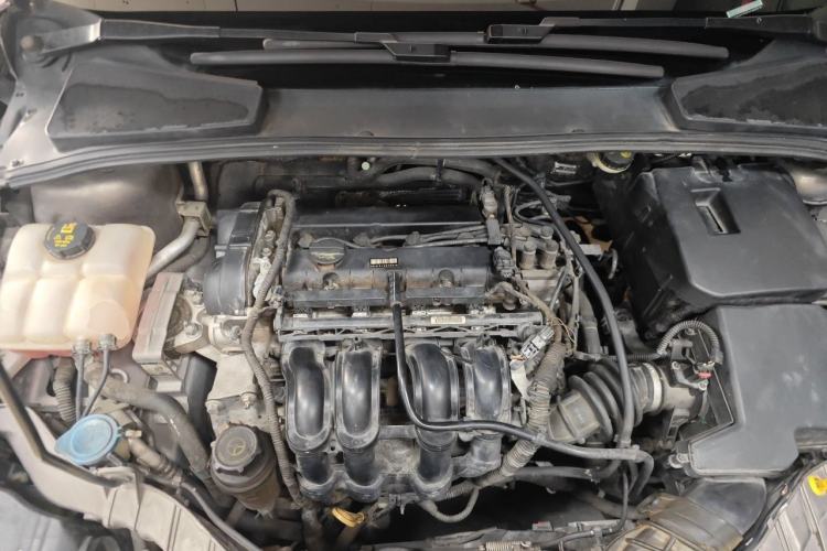 Used Ford Focus 2012 Sedan 1.6L Automatic Fashion Edition Engine Bay