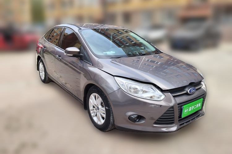 Used Ford Focus 2012 Sedan 1.6L Automatic Comfort Model Front Right 45 Deg