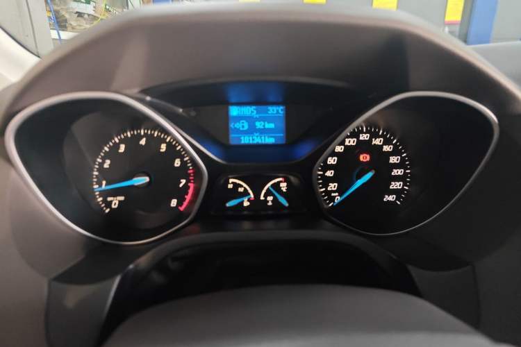 Used Ford Focus 2012 Sedan 1.6L Automatic Fashion Edition Instrument Cluster