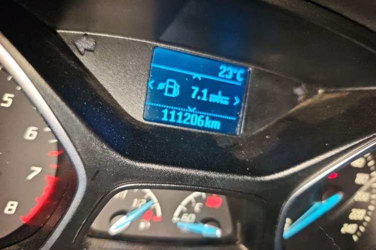 Used Ford Focus 2012 Sedan 1.6L Manual Fashion Edition Odometer Close Up