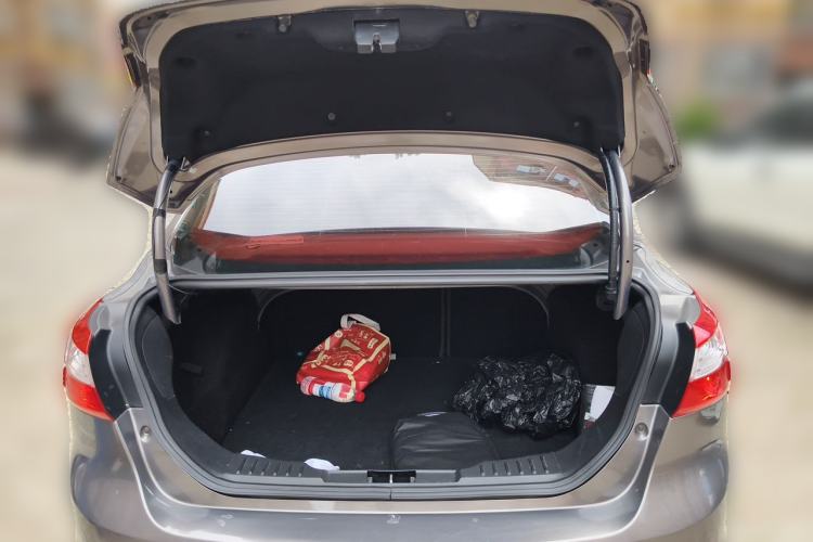 Used Ford Focus 2012 Sedan 1.6L Automatic Comfort Model Trunk
