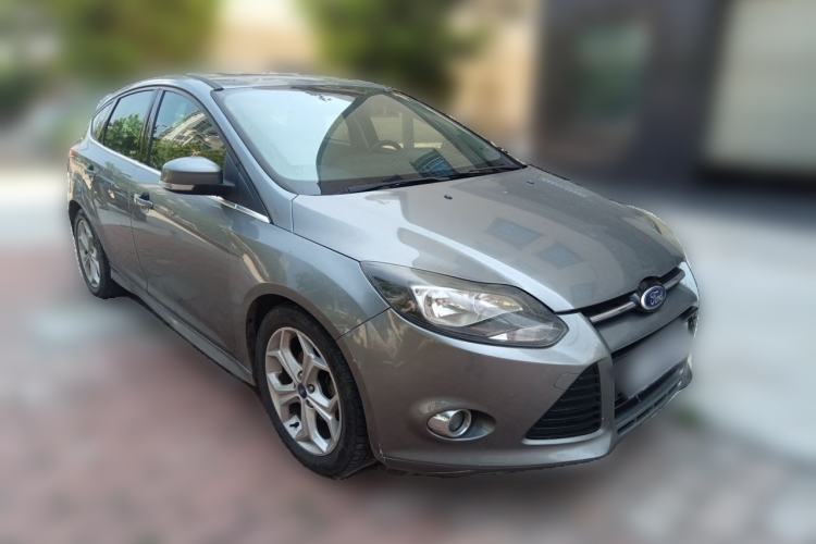 Used Ford Focus 2012 Hatchback 2.0L Automatic Luxury Sport Model Front Right 45 Deg