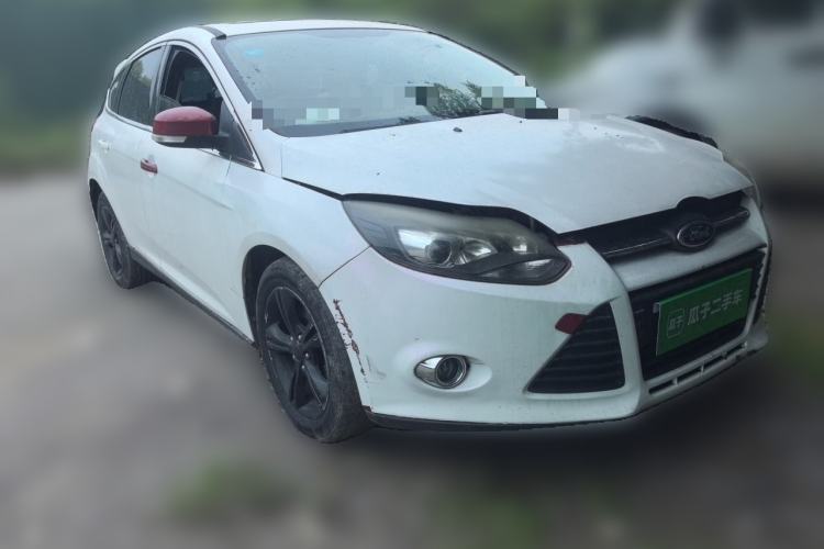 Used Ford Focus 2012 Hatchback 1.6L Automatic Fashion Edition Front Right 45 Deg