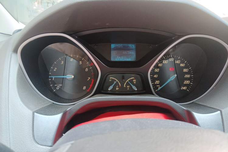 Used Ford Focus 2012 Sedan 1.6L Automatic Comfort Model Instrument Cluster