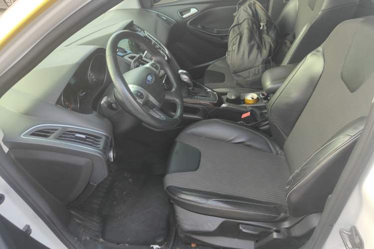 Used Ford Focus 2012 Hatchback 1.6L Automatic Fashion Edition Left Front Seat