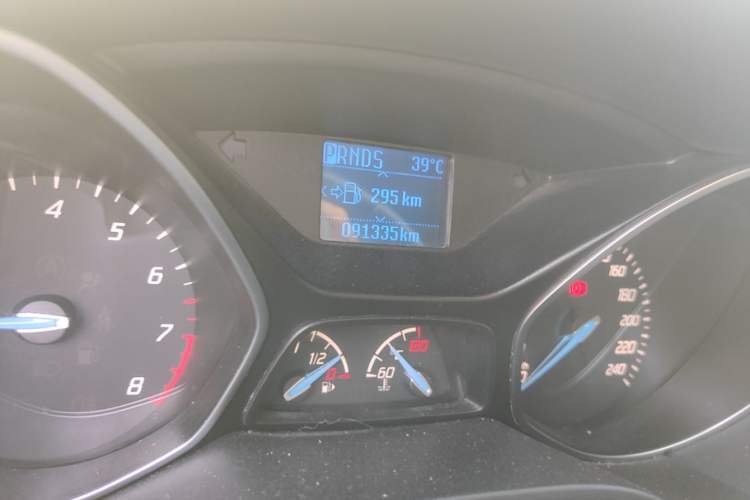 Used Ford Focus 2012 Hatchback 1.6L Automatic Fashion Edition Odometer Close Up