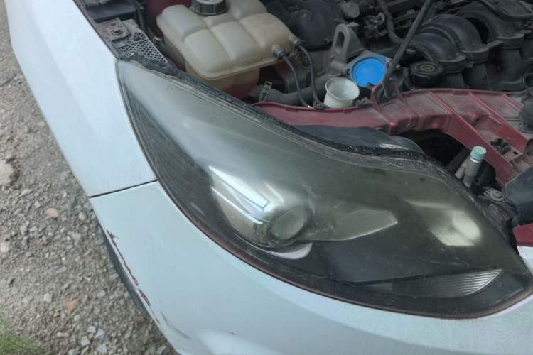Used Ford Focus 2012 Hatchback 1.6L Automatic Fashion Edition Right Front Headlight