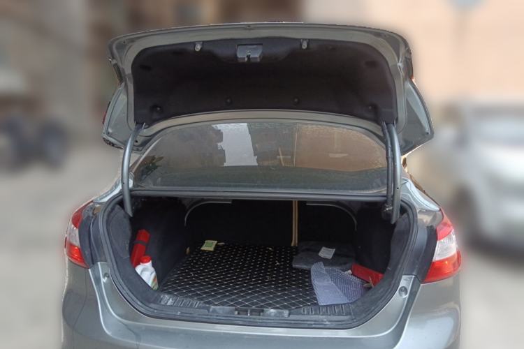 Used Ford Focus 2012 Sedan 1.6L Automatic Comfort Model Trunk
