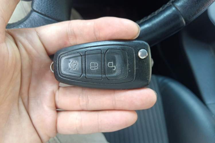 Used Ford Focus 2012 Hatchback 2.0L Automatic Luxury Sport Model Vehicle Key