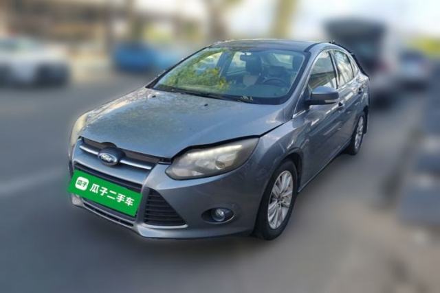 Gebrauchter Ford Focus 2012 Sedan 1.6L Automatic Comfort Model