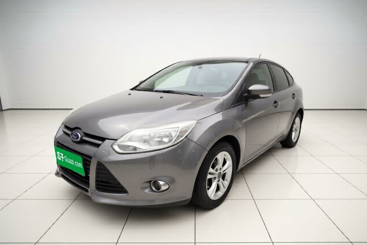 Used Ford Focus 2012 Sedan 1.6L Automatic Fashion Edition Guazi used car, China used car export, Used car for sale, Used cars, Cheapest cars for sale