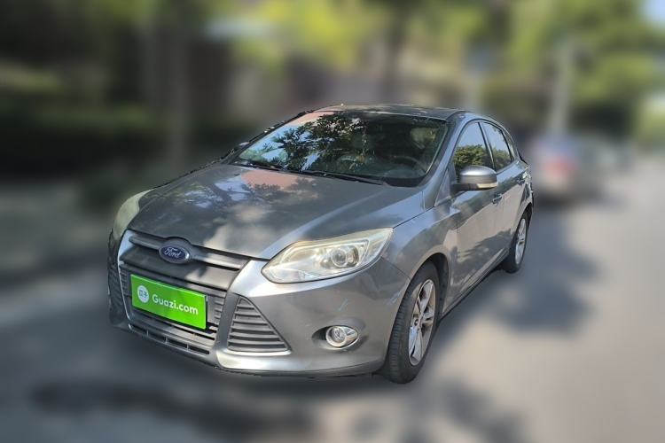 Ford Focus 2012 Hatchback 1.6L Manual Fashion Edition d’occasion Guazi used car, China used car export, Used car for sale, Used  cars, Cheapest cars for sale