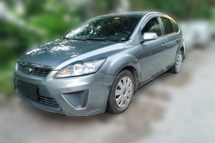 Ojetý Ford Focus 2012 Hatchback Classic 1.8L Manual Base Model Guazi used car, China used car export, Used car for sale, Used cars, Cheapest cars for sale