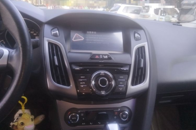 Used Ford Focus 2012 Sedan 1.6L Automatic Fashion Edition Audio And AC Panel