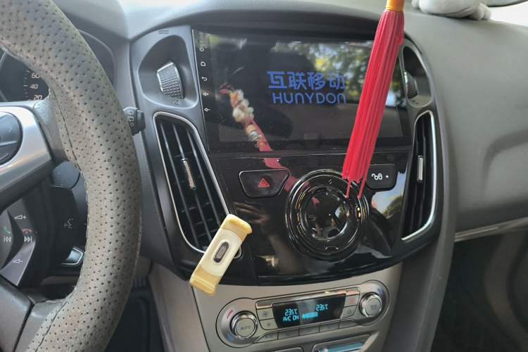 Used Ford Focus 2012 Hatchback 1.6L Manual Fashion Edition Audio And AC Panel
