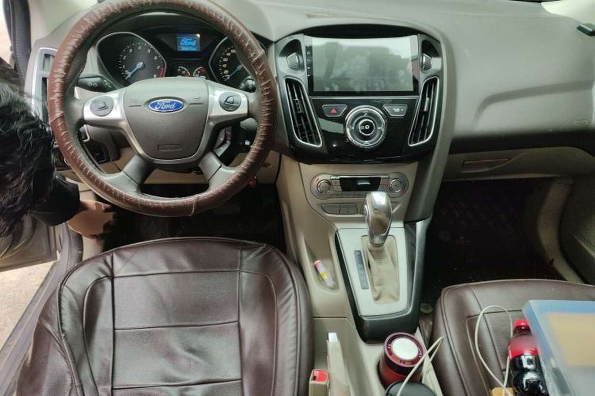 Used Ford Focus 2012 Sedan 1.6L Automatic Fashion Edition Center Console