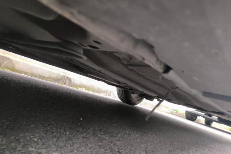 Used Ford Focus 2012 Hatchback 1.6L Automatic Fashion Edition Chassis Front Left