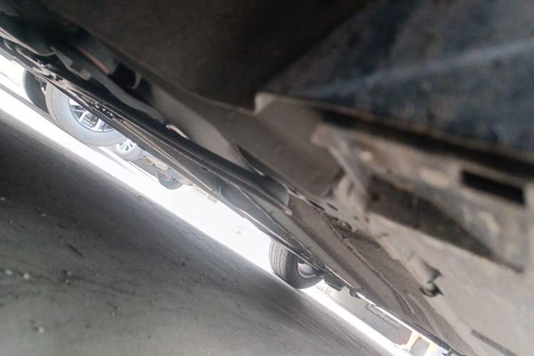 Used Ford Focus 2012 Hatchback 1.6L Automatic Fashion Edition Chassis Front Left