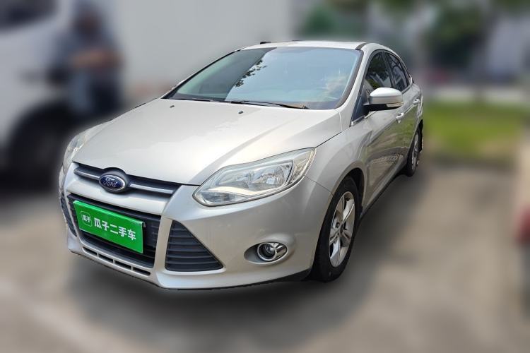 Used Ford Focus 2012 Sedan 1.6L Automatic Fashion Edition Guazi used car, China used car export, Used car for sale, Used  cars, Cheapest cars for sale