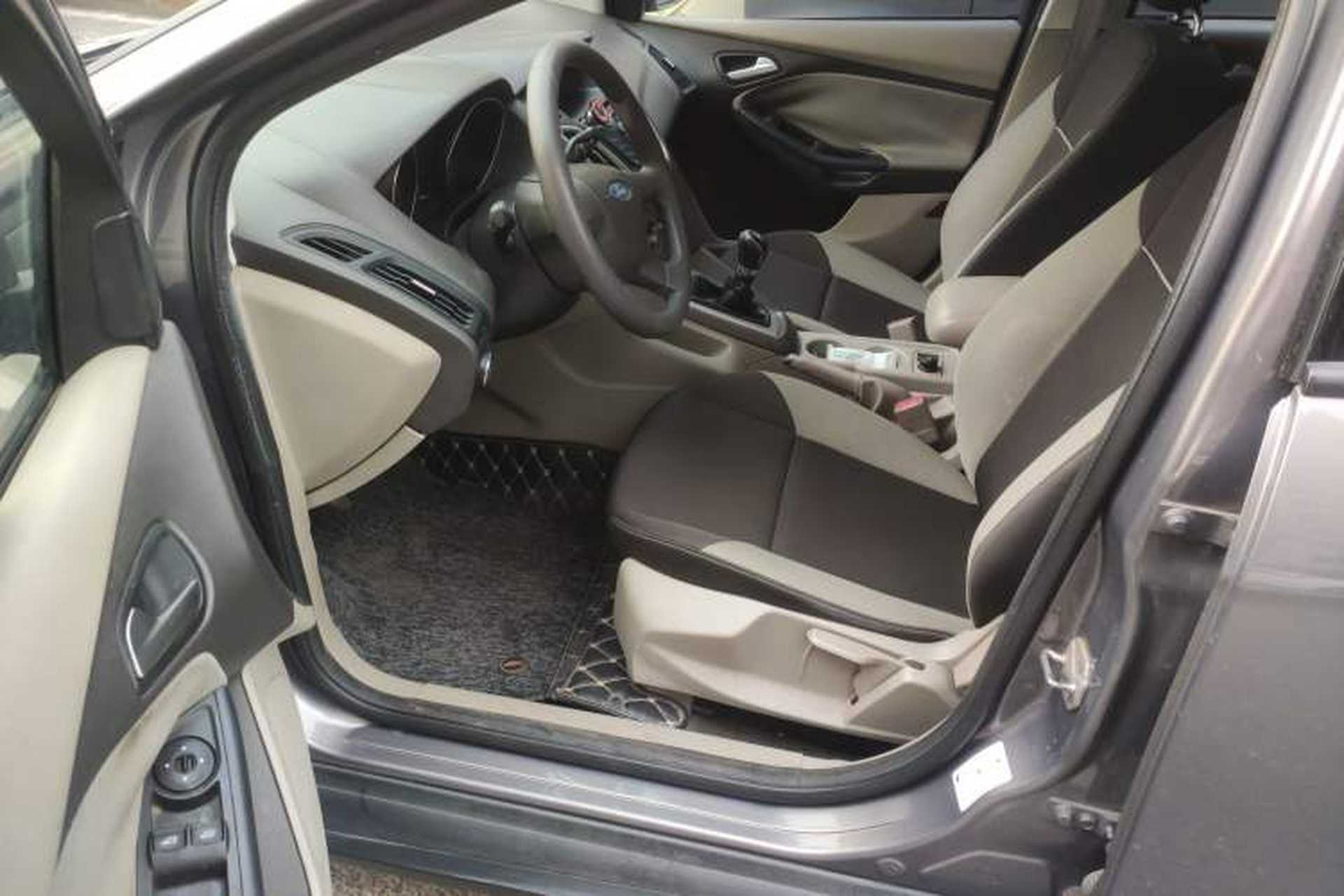 Used Ford Focus 2012 Sedan 1.6L Manual Comfort Model Driver Seat