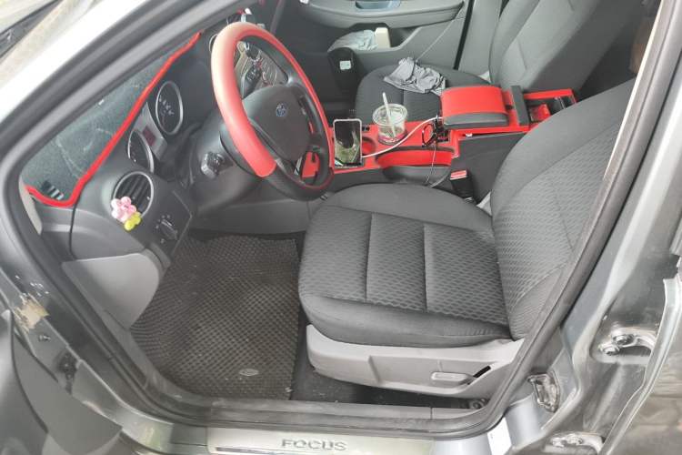 Used Ford Focus 2012 Hatchback Classic 1.8L Automatic Base Model Driver Seat