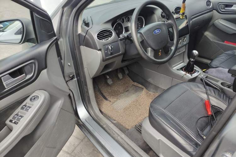 Used Ford Focus 2012 Hatchback Classic 1.8L Manual Base Model Driver Seat