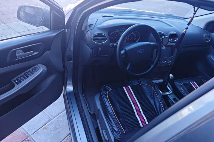 Used Ford Focus 2012 Hatchback Classic 1.8L Manual Base Model Driver Seat