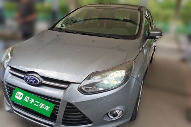 Used Ford Focus 2012 Hatchback 2.0L Automatic Luxury Sport Model