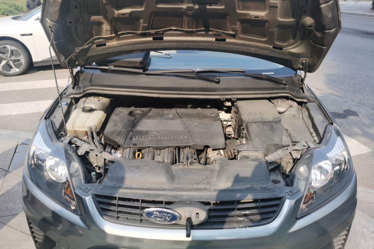 Used Ford Focus 2012 Hatchback Classic 1.8L Automatic Fashion Edition Engine Bay