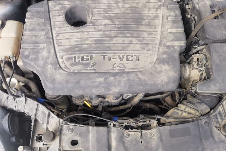Used Ford Focus 2012 Hatchback 1.6L Automatic Fashion Edition Engine Bay