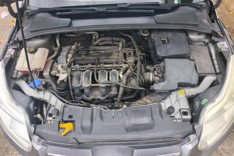 Used Ford Focus 2012 Sedan 1.6L Automatic Comfort Model Engine Bay